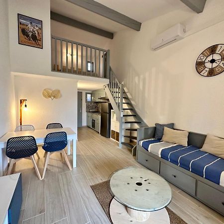 Appartement Duplex 4Pers Climatise - Locations Vld Camargue Les Les Saintes-Maries-de-la-Mer Extérieur photo
