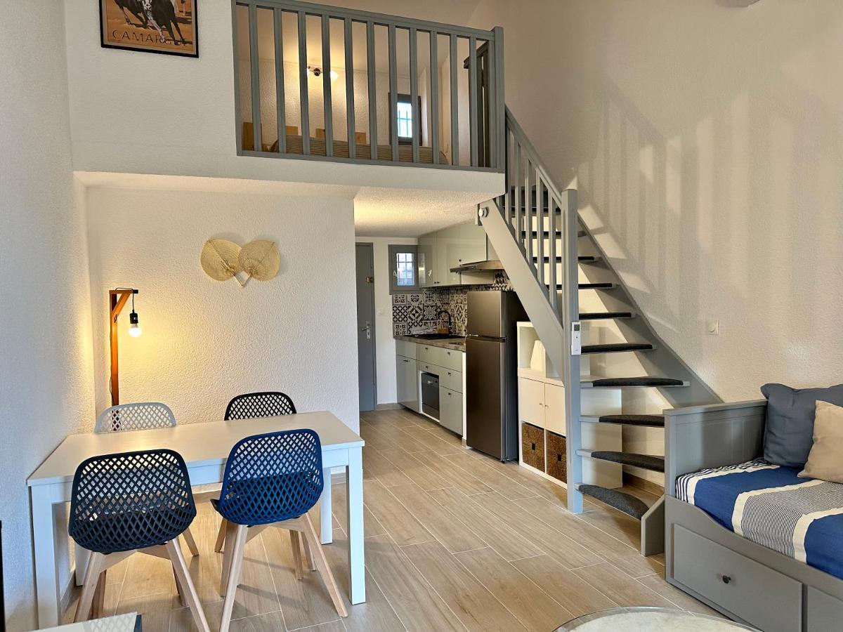 Appartement Duplex 4Pers Climatise - Locations Vld Camargue Les Les Saintes-Maries-de-la-Mer Extérieur photo