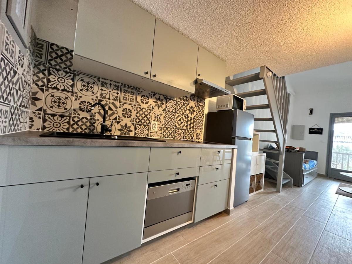Appartement Duplex 4Pers Climatise - Locations Vld Camargue Les Les Saintes-Maries-de-la-Mer Extérieur photo